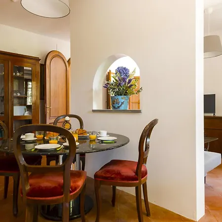 公寓 Hostly - Paradise Holiday House - Private Garden