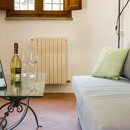 公寓 Hostly - Paradise Holiday House - Private Garden Mezzana (Pisa)