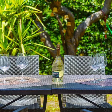 Hostly - Paradise Holiday House - Private Garden Mezzana (Pisa)